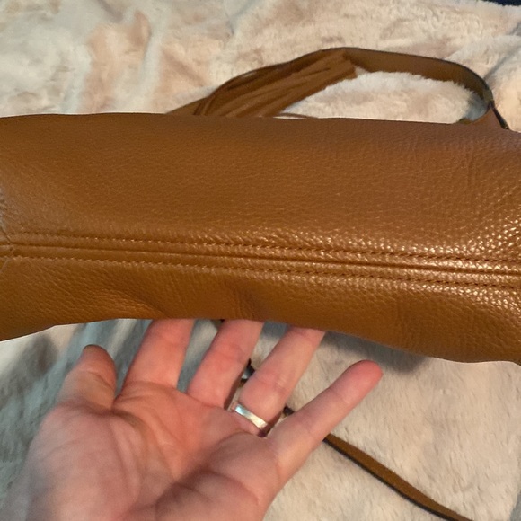 EUC Michael Kors bag and matching large wallet/wristlet - Picture 8 of 17